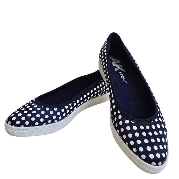 Polka Dot Loafers AK Sport Over The Top Size 8 Navy Blue White Slip On Sneakers - Picture 1 of 14